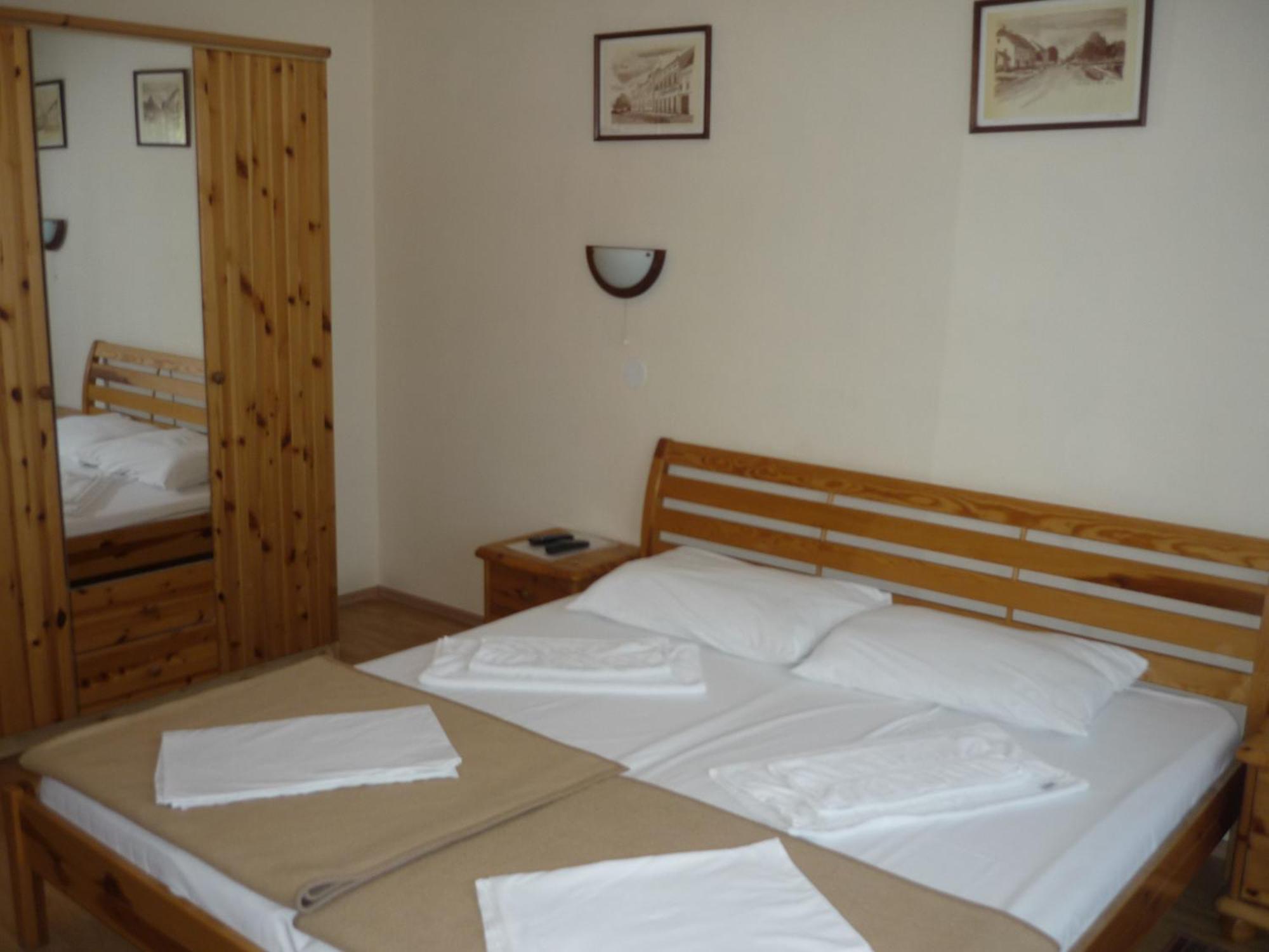 Rooms Bijela Ruza Velika Gorica Luaran gambar