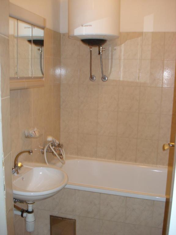 Rooms Bijela Ruza Velika Gorica Bilik gambar