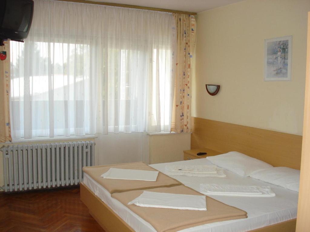 Rooms Bijela Ruza Velika Gorica Bilik gambar