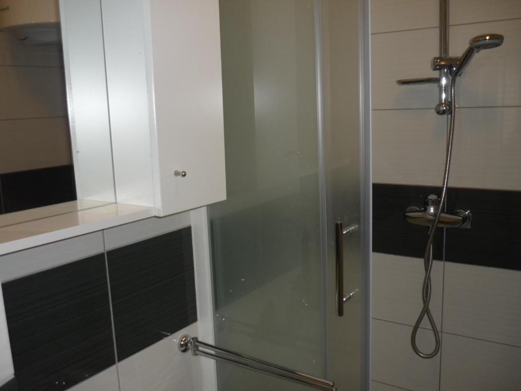 Rooms Bijela Ruza Velika Gorica Bilik gambar